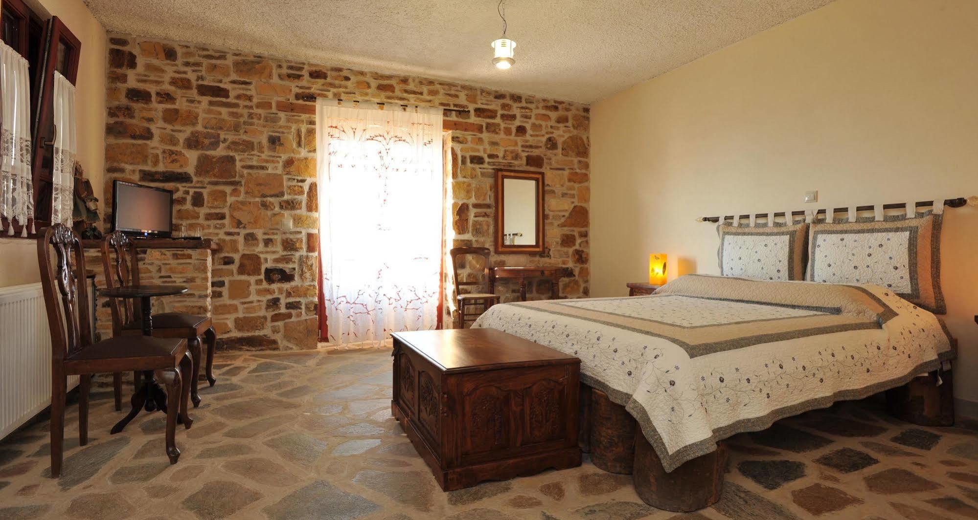 Ethaleia Hotel Moudhros Экстерьер фото